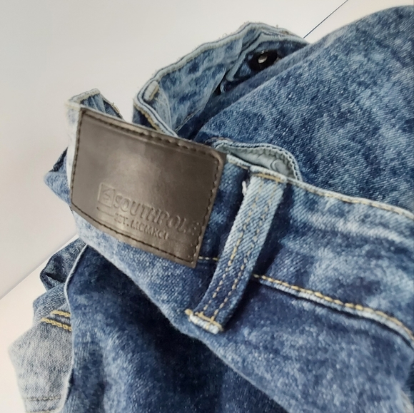 Southpole Jean Shorts & Gray Shirt - Picture 8 of 12